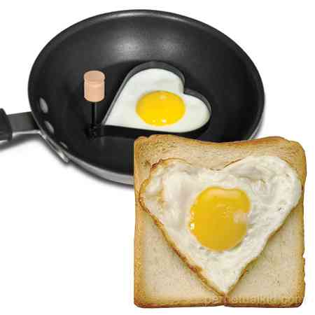 Huevo con fomar de corazón Huevo con fomar de corazón