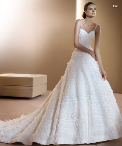 Modelo Faz Pronovias 2011