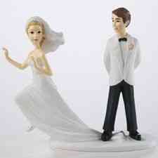 figura-para-tarta-de-novios-novia-a-la-fuga figura-para-tarta-de-novios-novia-a-la-fuga